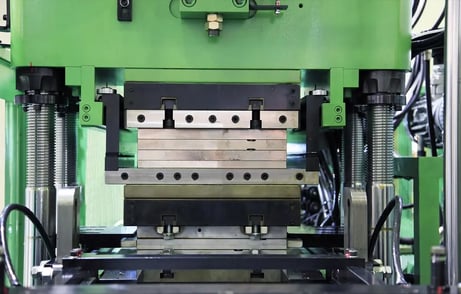 Gli aspiratori per presse di stampaggio SO.TEC: qualità ed efficacia